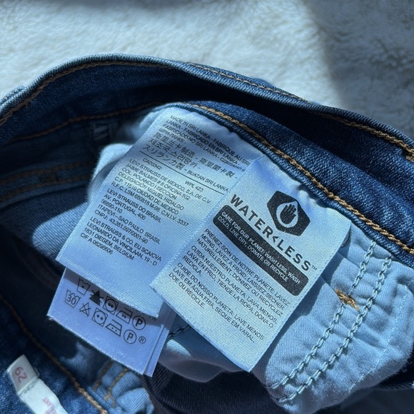 Levi Strauss & Co. 311 Shaping Skinny Jeans Blue Size 29 - Picture 5 of 10